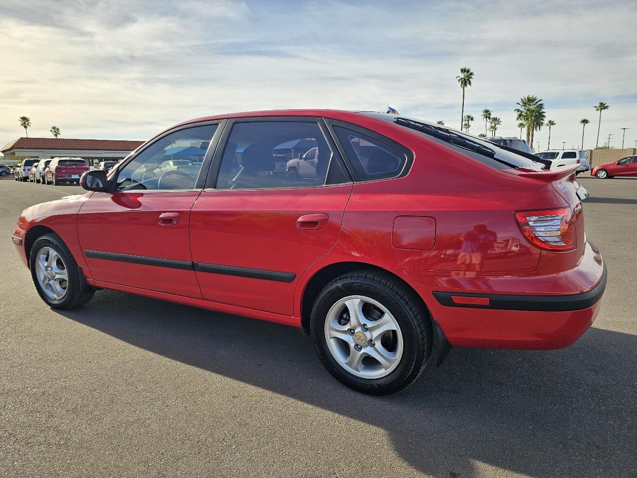 Hyundai Elantra GLS 5-Door 2005