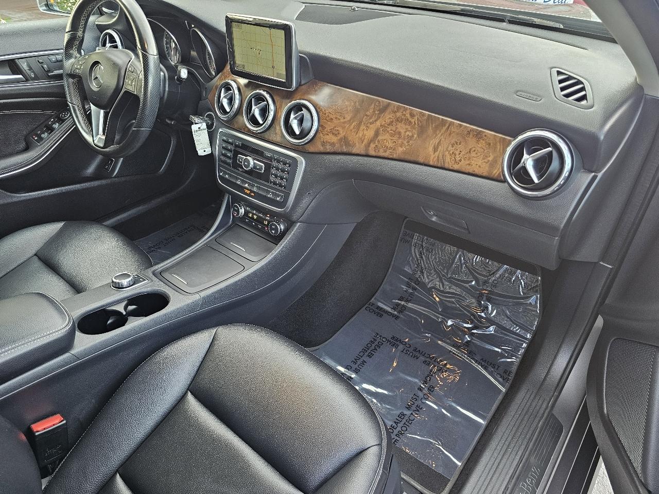 Mercedes-Benz GLA-Class GLA250 4MATIC 2015