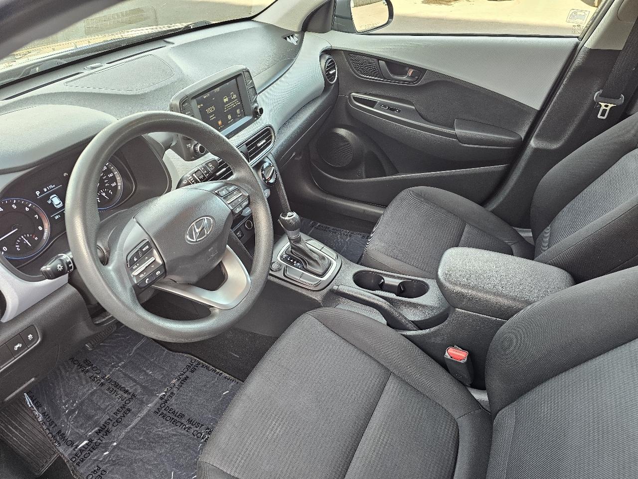 Hyundai Kona SE 2021