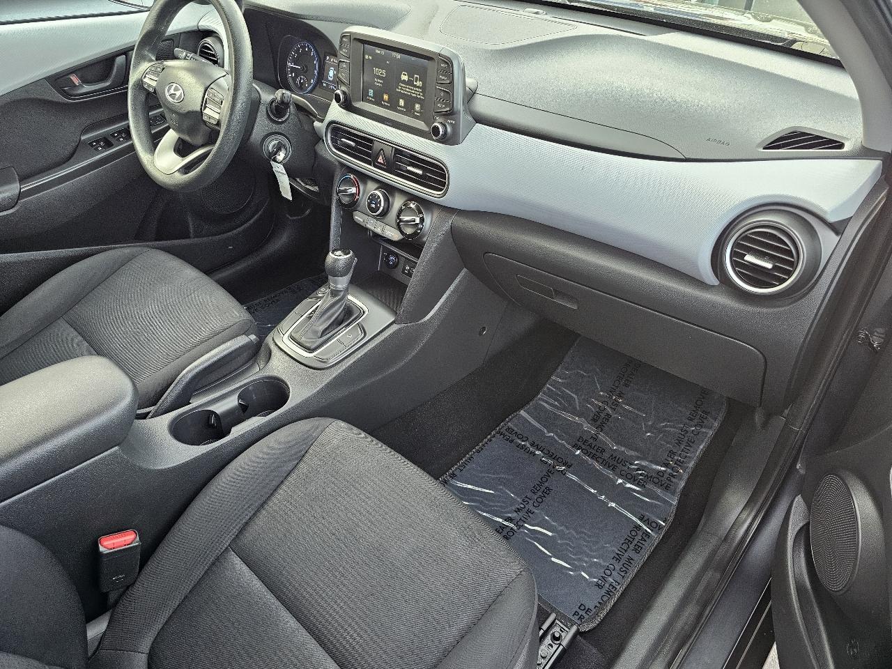 Hyundai Kona SE 2021