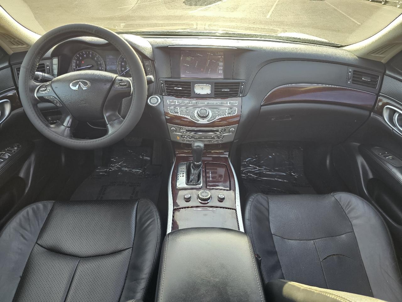 Infiniti Q70 3.7 2017