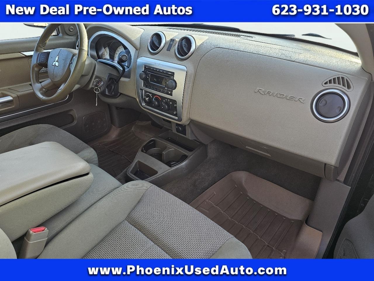 Mitsubishi Raider DuroCross V8 Extended Cab 4WD 2006