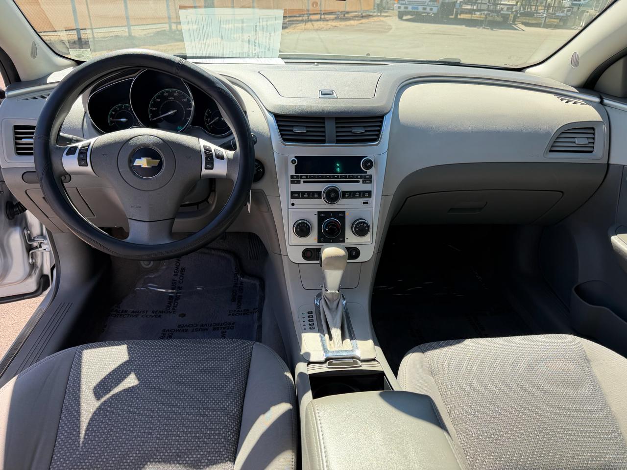 Chevrolet Malibu 1LT 2012