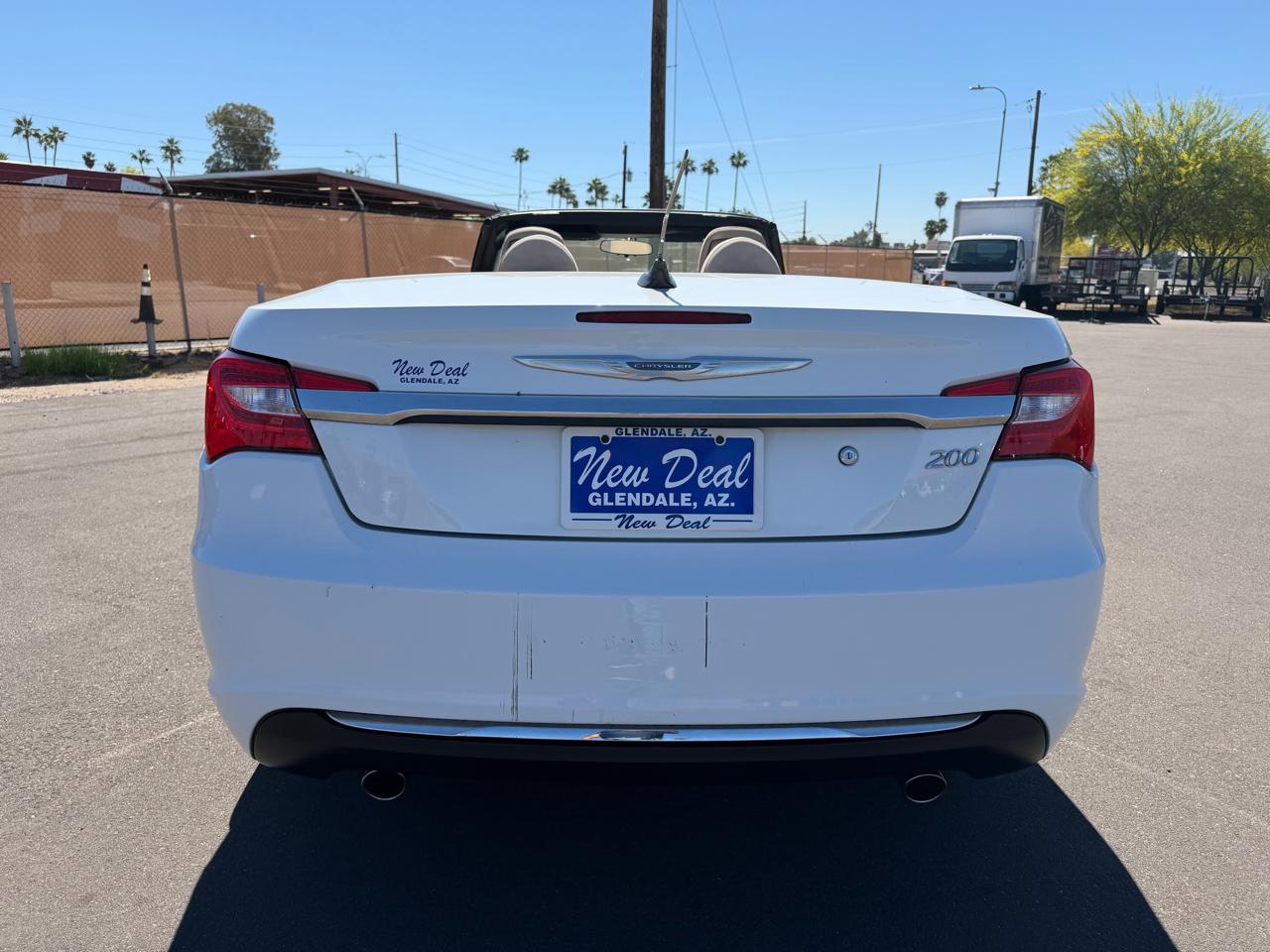 Chrysler 200 Touring Convertible 2011