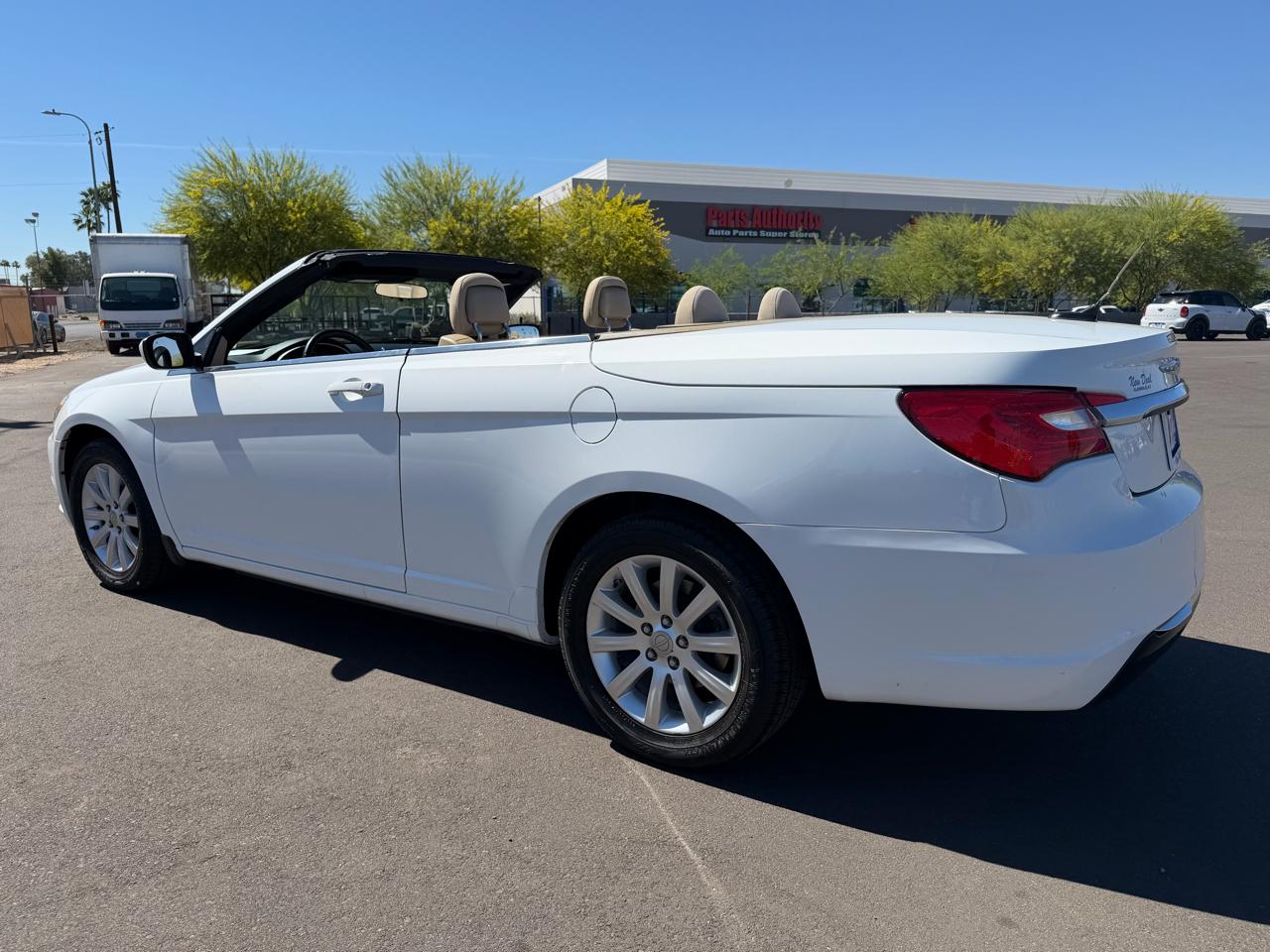 Chrysler 200 Touring Convertible 2011