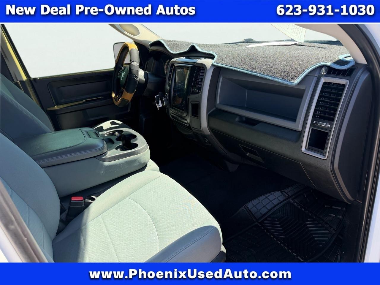 RAM 1500 Classic Tradesman Quad Cab 2WD 2019