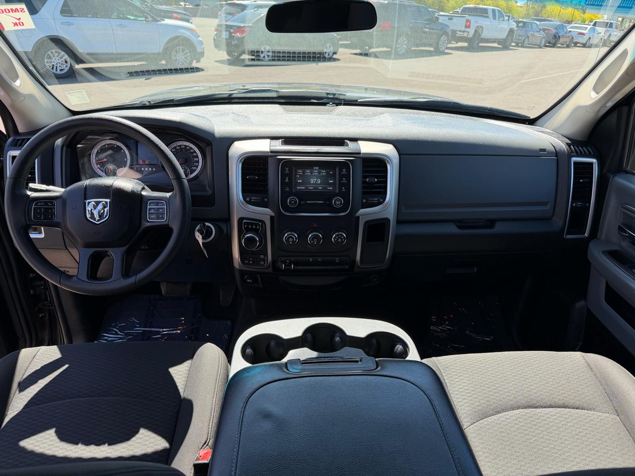 RAM 1500 Classic Tradesman Quad Cab 4WD 2020