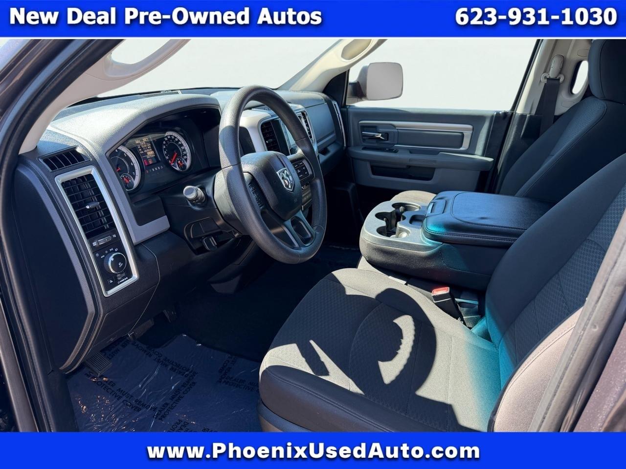 RAM 1500 Classic Tradesman Quad Cab 4WD 2020