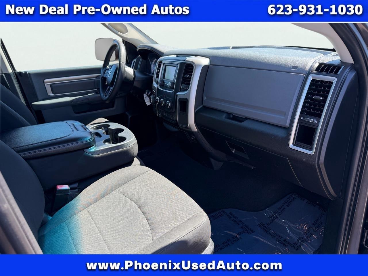 RAM 1500 Classic Tradesman Quad Cab 4WD 2020