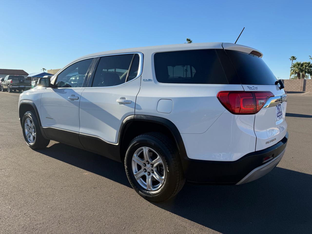 GMC Acadia SLE-1 FWD 2019