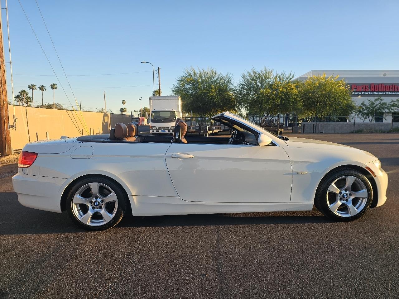 BMW 3-Series 328i Convertible 2008