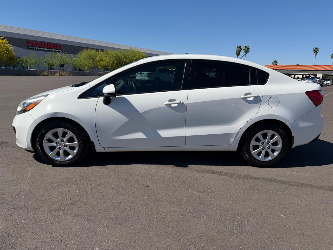 Kia Rio LX 2015