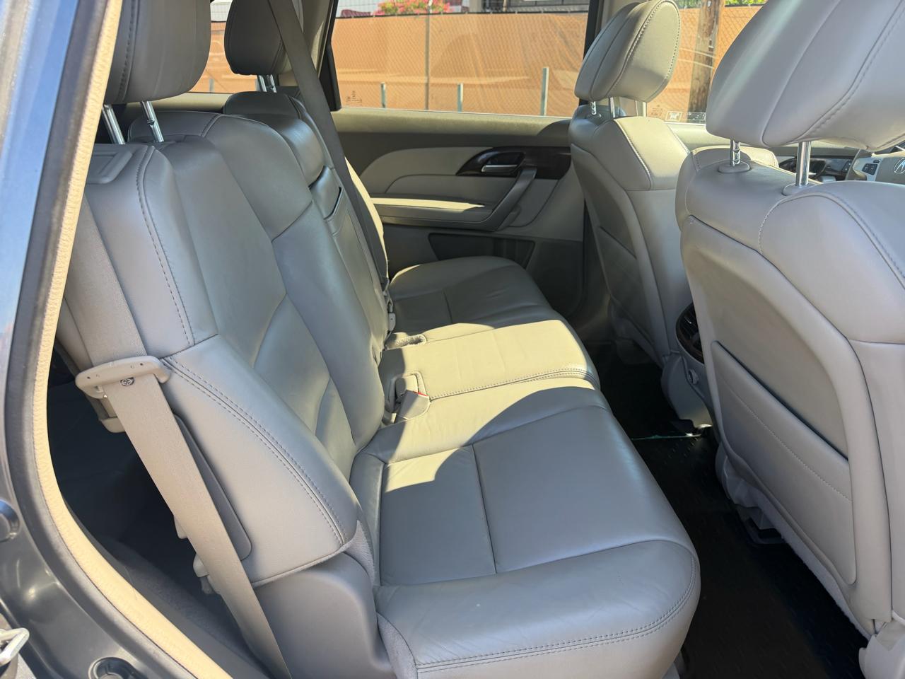 Acura MDX 6-Spd AT w/Tech Package 2012