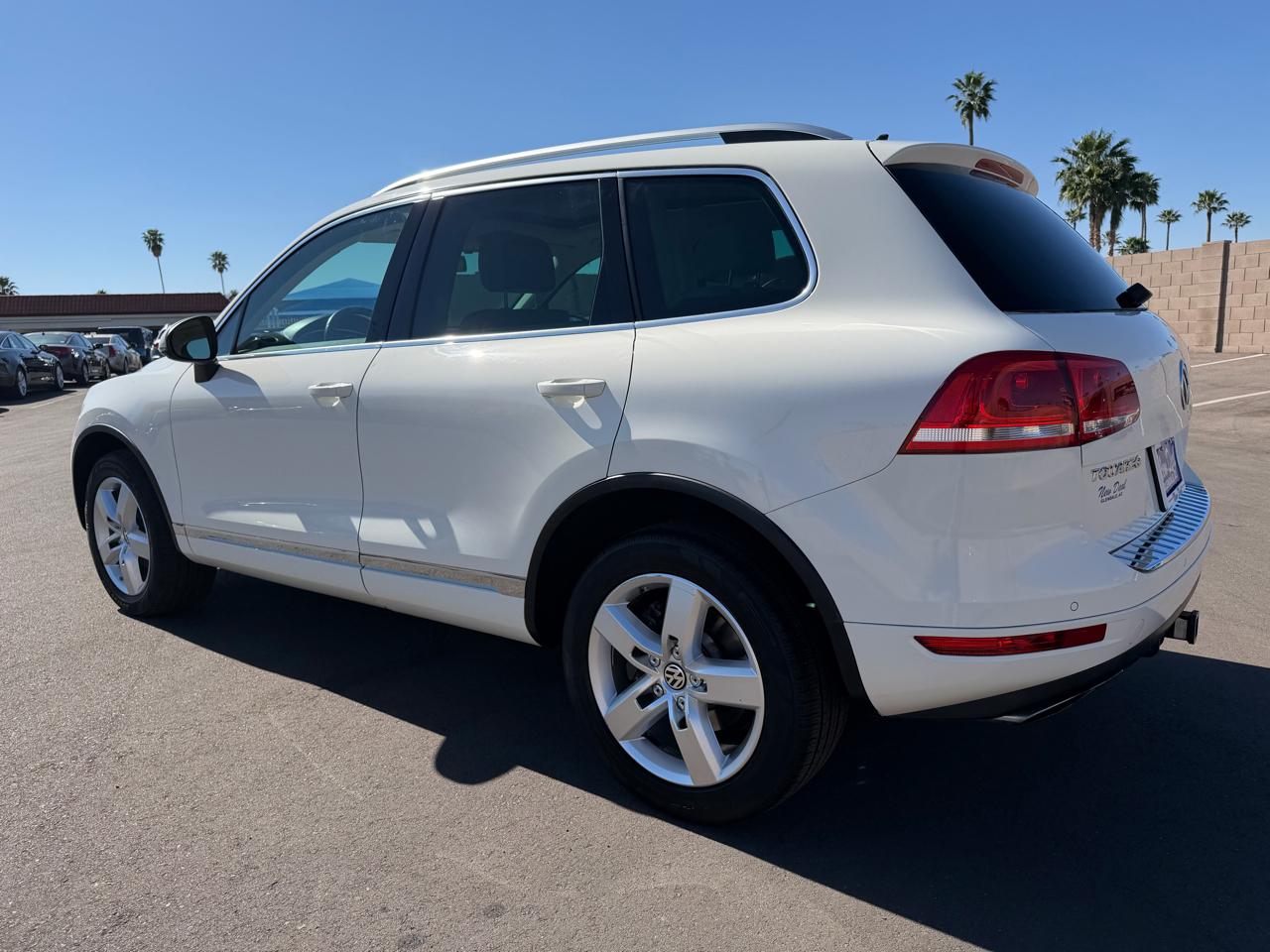 Volkswagen Touareg VR6 Sport w/Navigation 2012