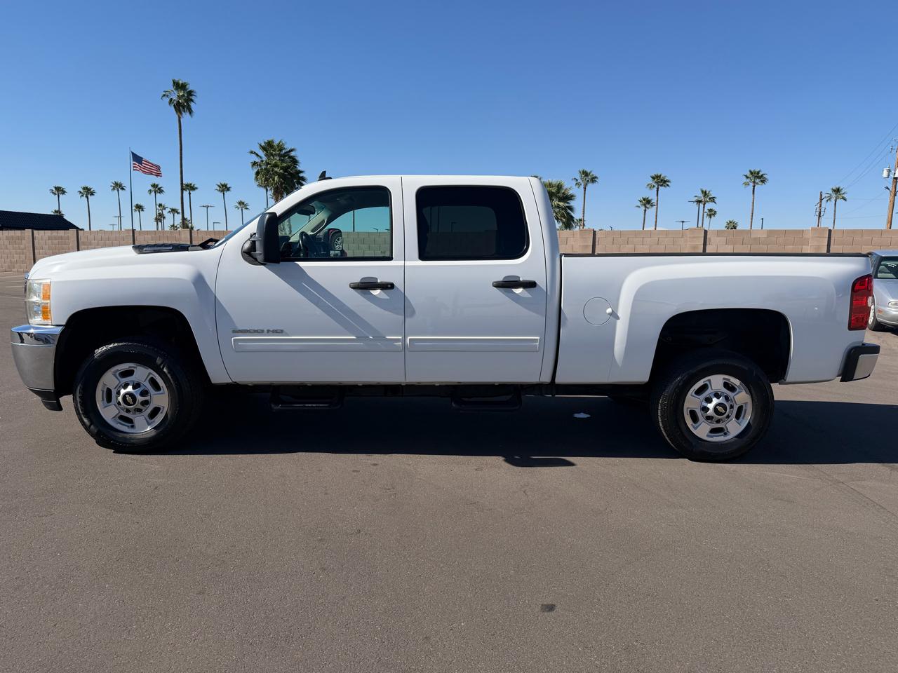 Chevrolet Silverado 2500HD LT Crew Cab 2WD 2013