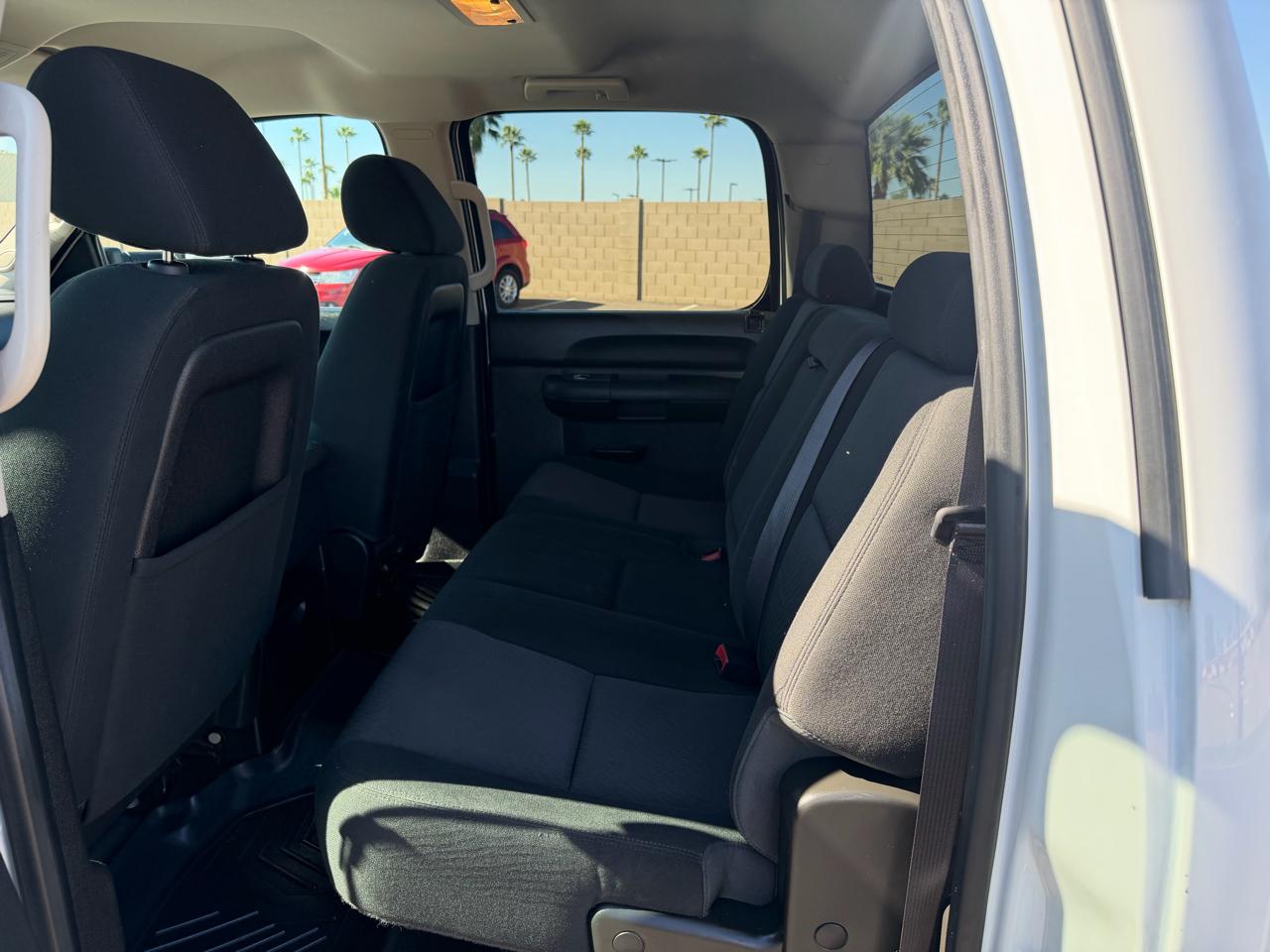 Chevrolet Silverado 2500HD LT Crew Cab 2WD 2013