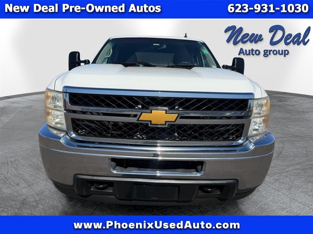 Chevrolet Silverado 2500HD LT Crew Cab 2WD 2013