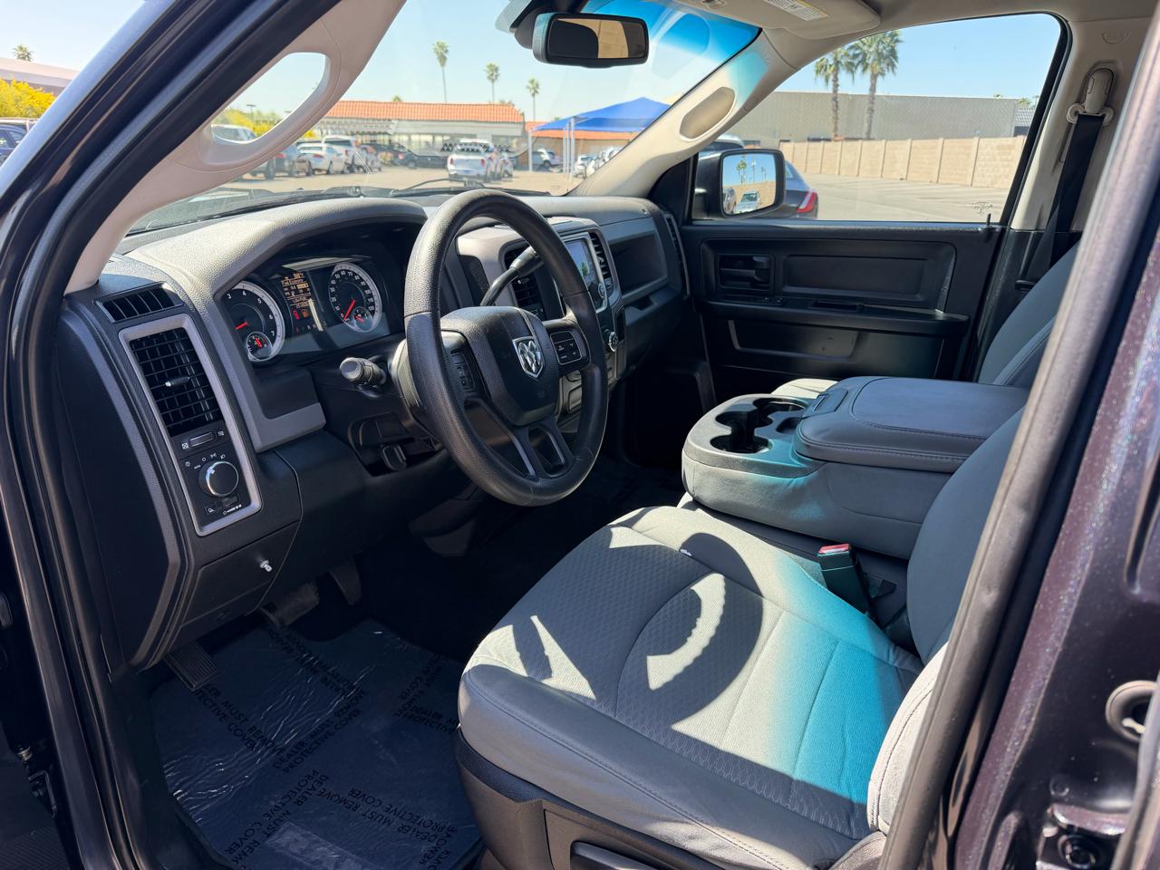 RAM 1500 2WD Reg Cab 140.5" Tradesman 2014