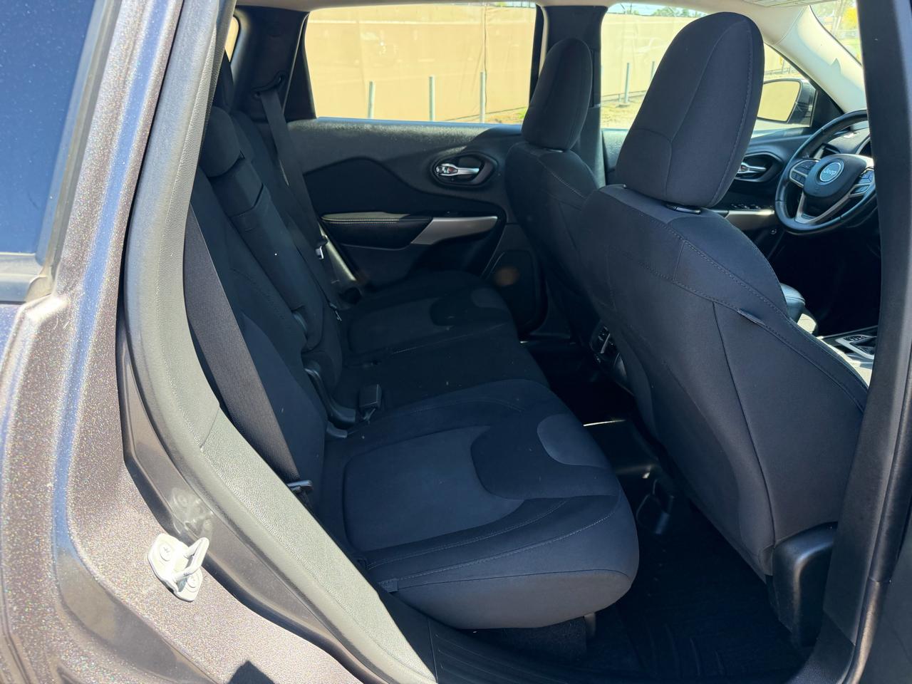 Jeep Cherokee Latitude FWD 2018