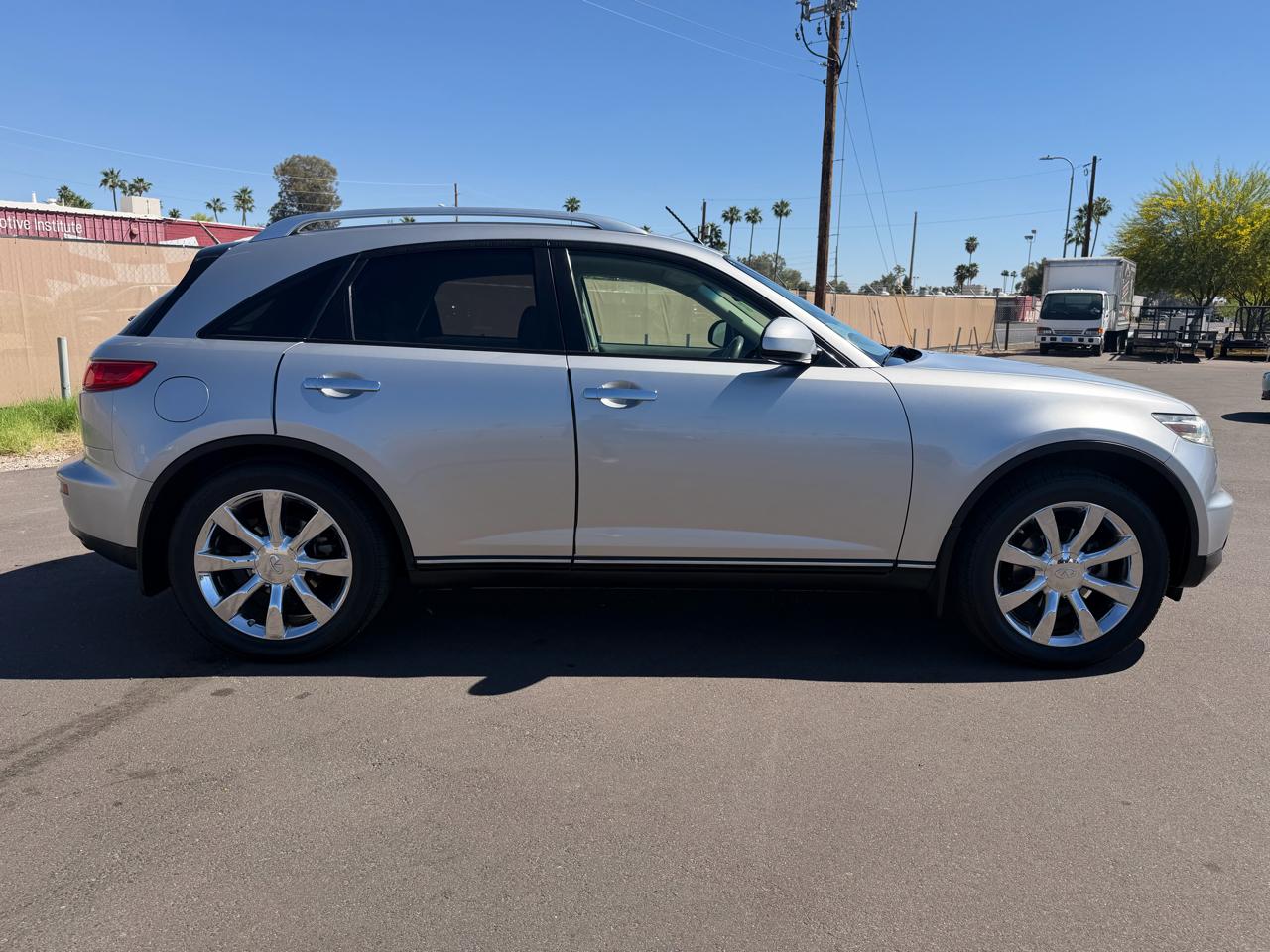 Infiniti FX FX35 2WD 2004