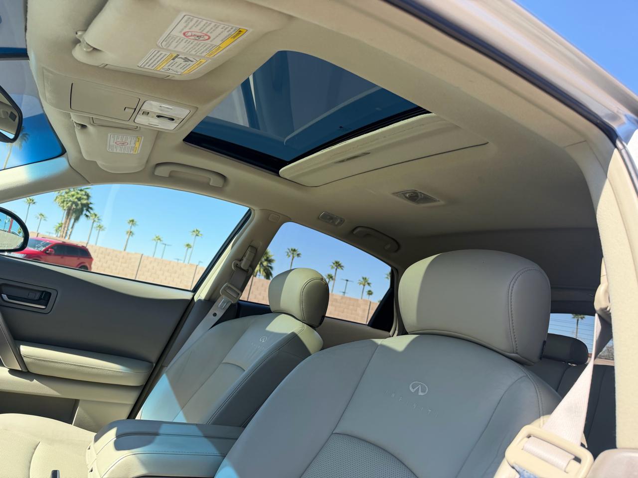 Infiniti FX FX35 2WD 2004