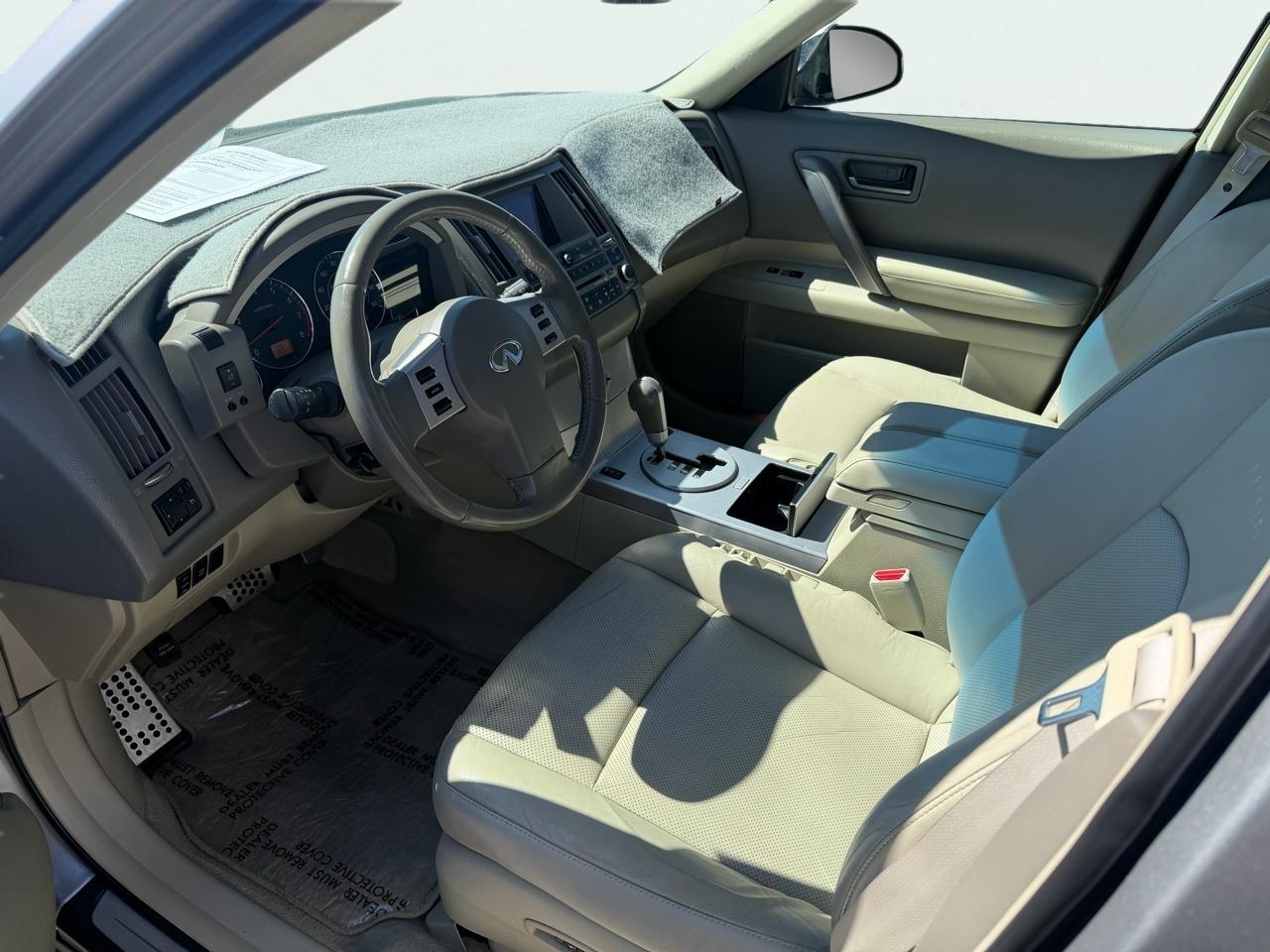 Infiniti FX FX35 2WD 2004