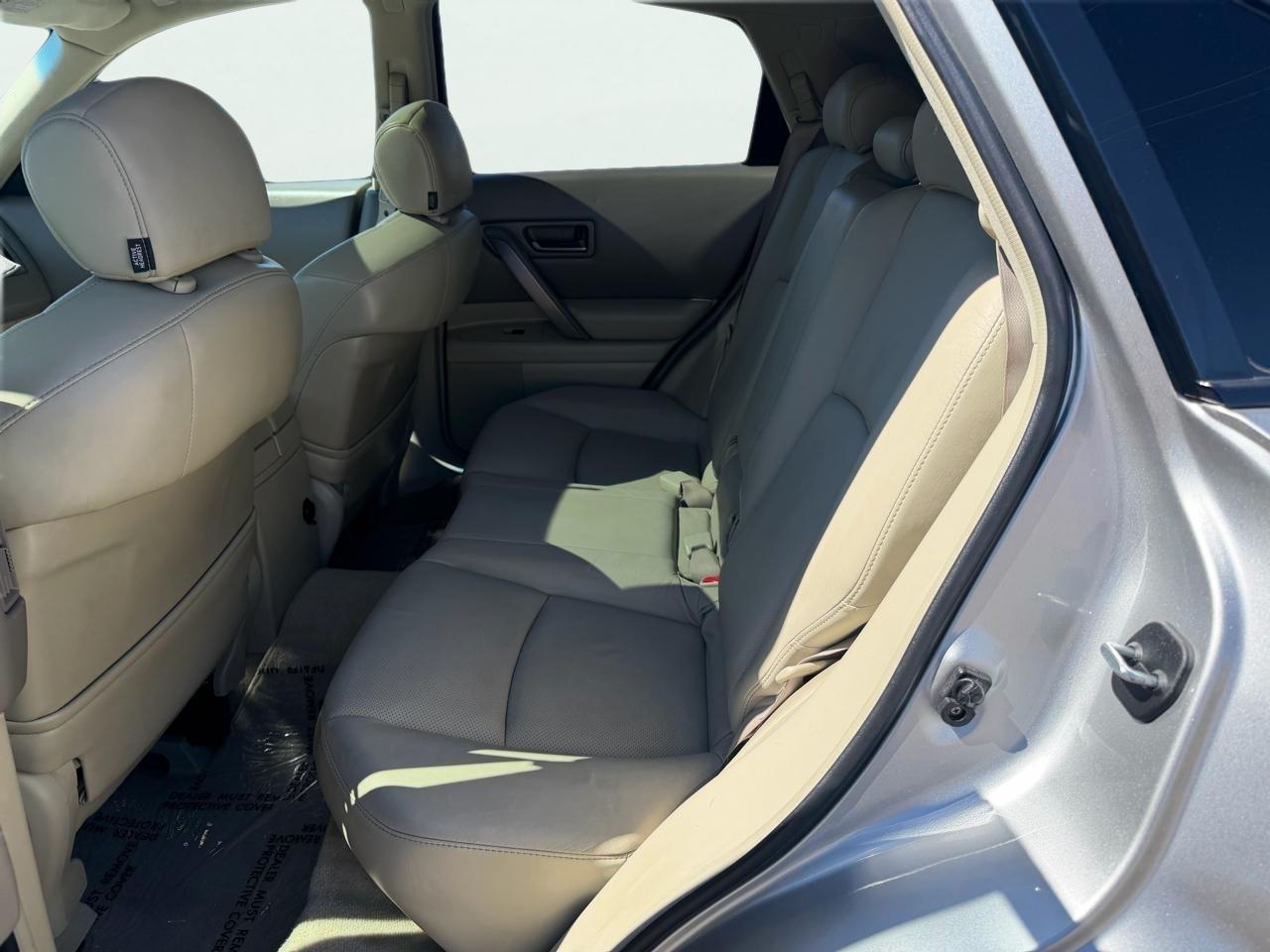 Infiniti FX FX35 2WD 2004