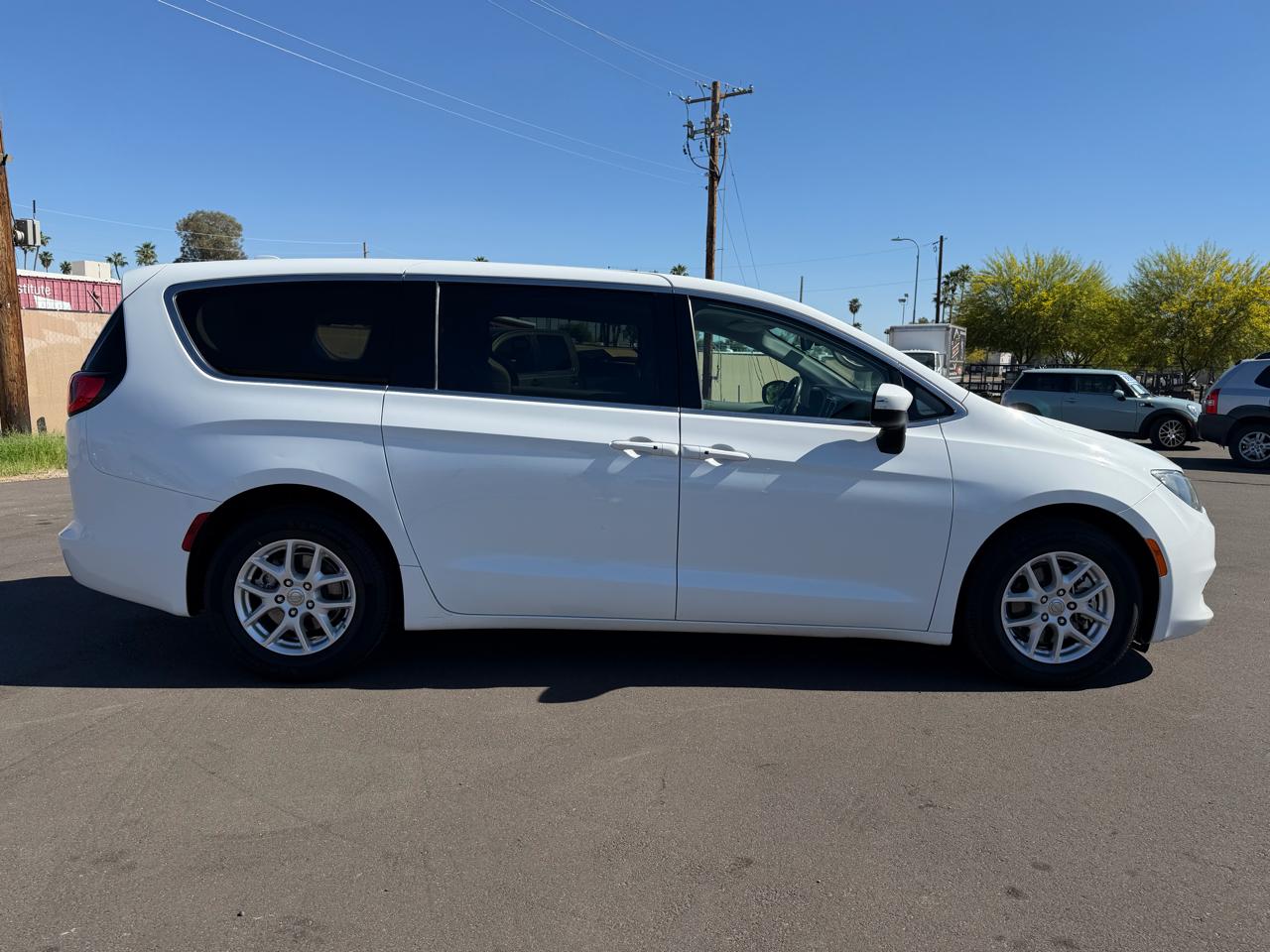 Chrysler Pacifica Touring 2017
