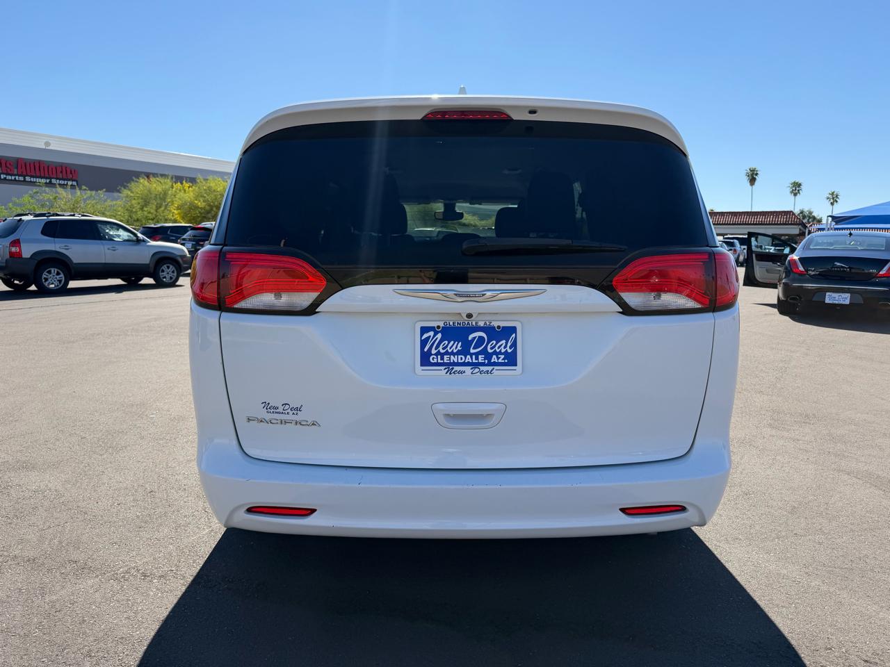 Chrysler Pacifica Touring 2017