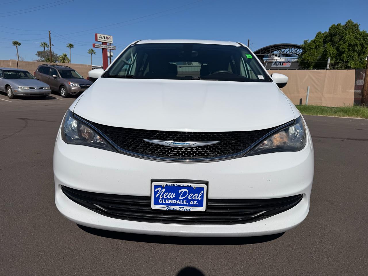 Chrysler Pacifica Touring 2017