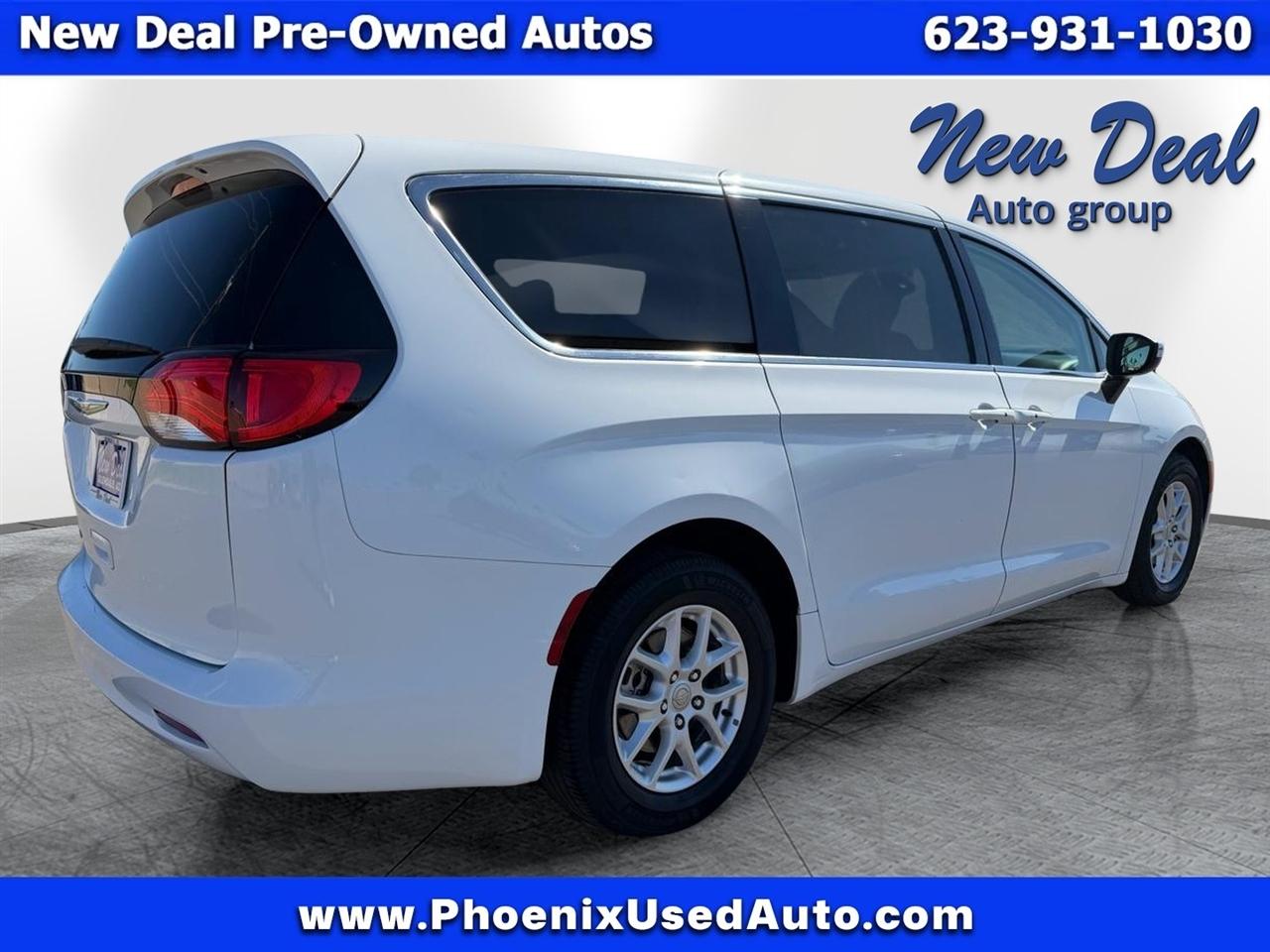 Chrysler Pacifica Touring 2017