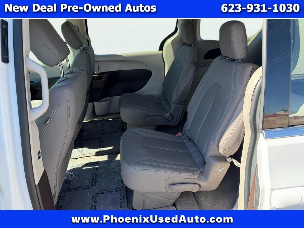 Chrysler Pacifica Touring 2017