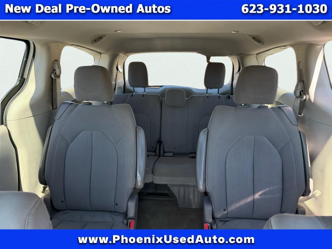 Chrysler Pacifica Touring 2017