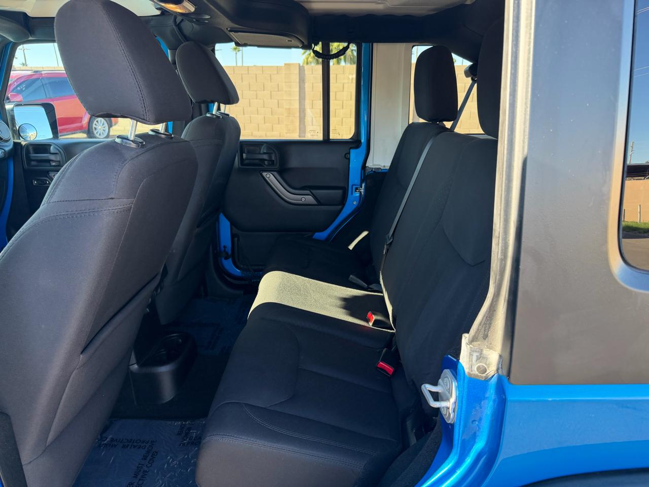 Jeep Wrangler Unlimited Sport 4WD 2015