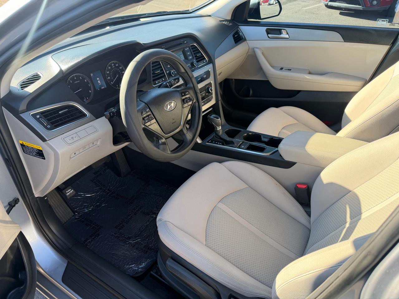 Hyundai Sonata SE 2017