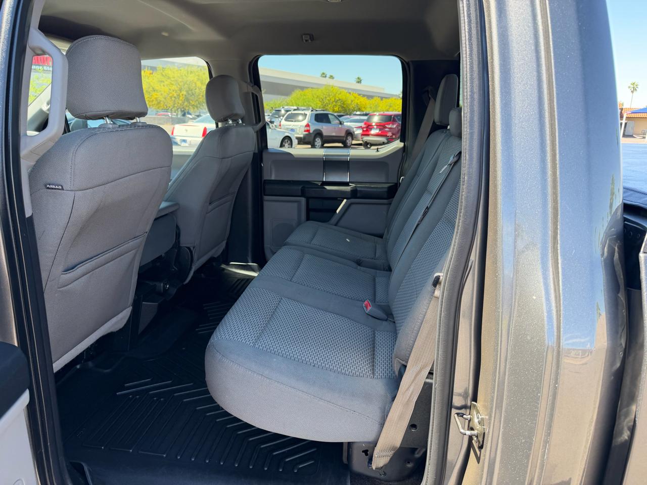 Ford F-150 2WD SuperCrew 139" XL 2016