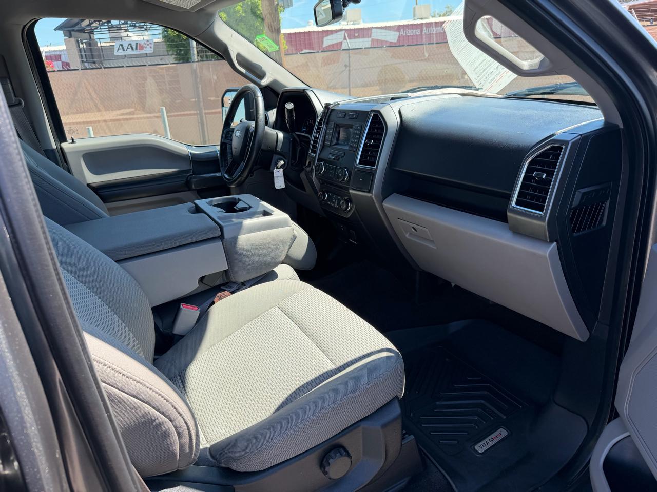 Ford F-150 2WD SuperCrew 139" XL 2016