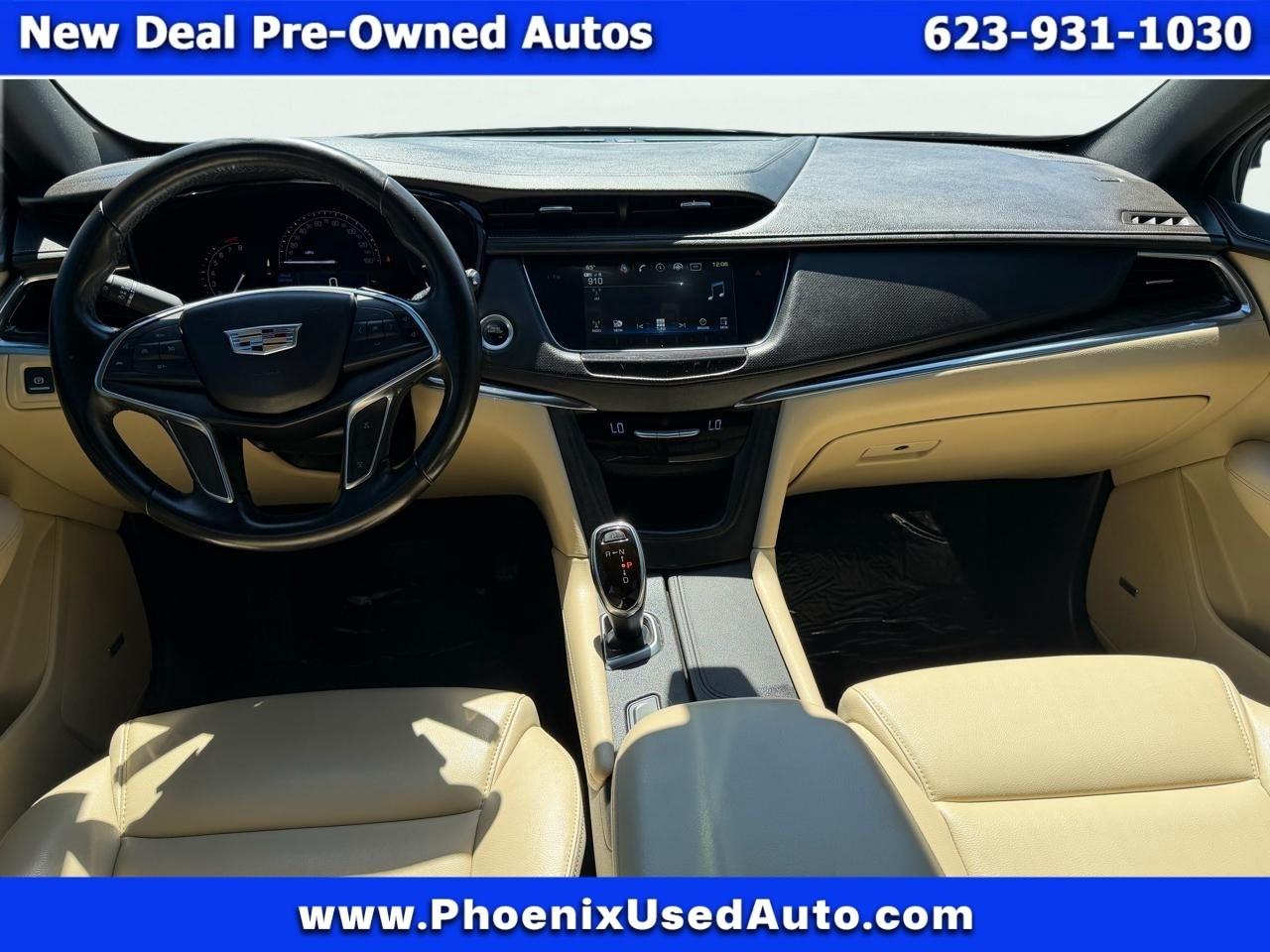 Cadillac XT5 Base 2018