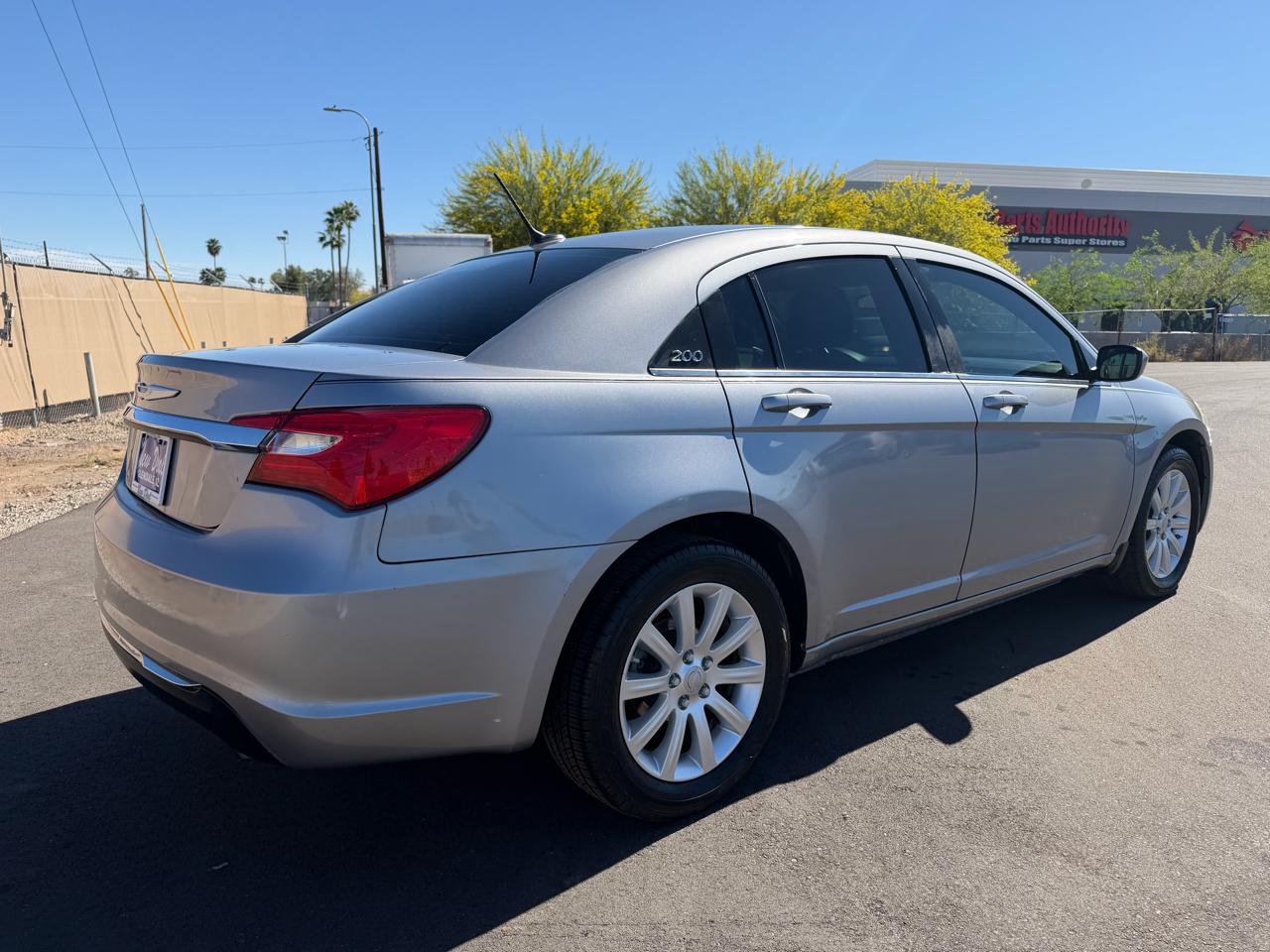 Chrysler 200 Touring 2013