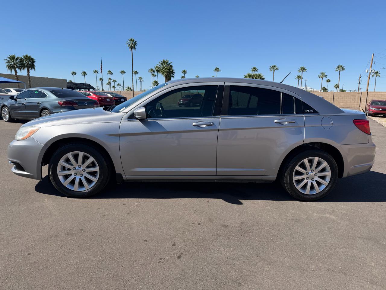 Chrysler 200 Touring 2013