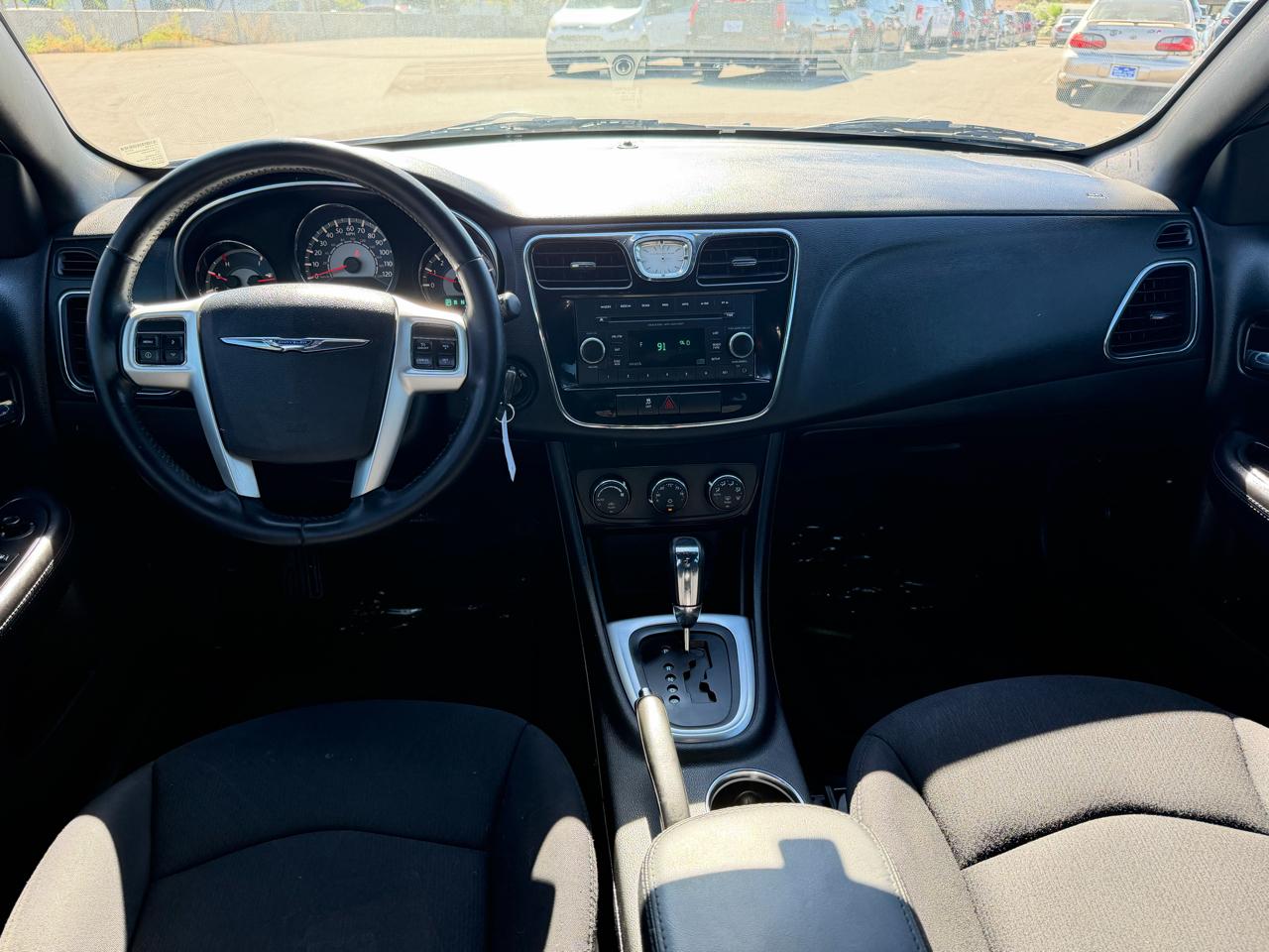 Chrysler 200 Touring 2013