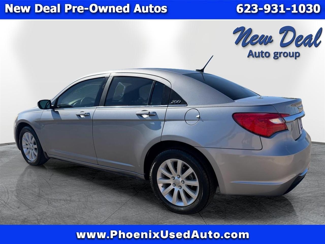 Chrysler 200 Touring 2013