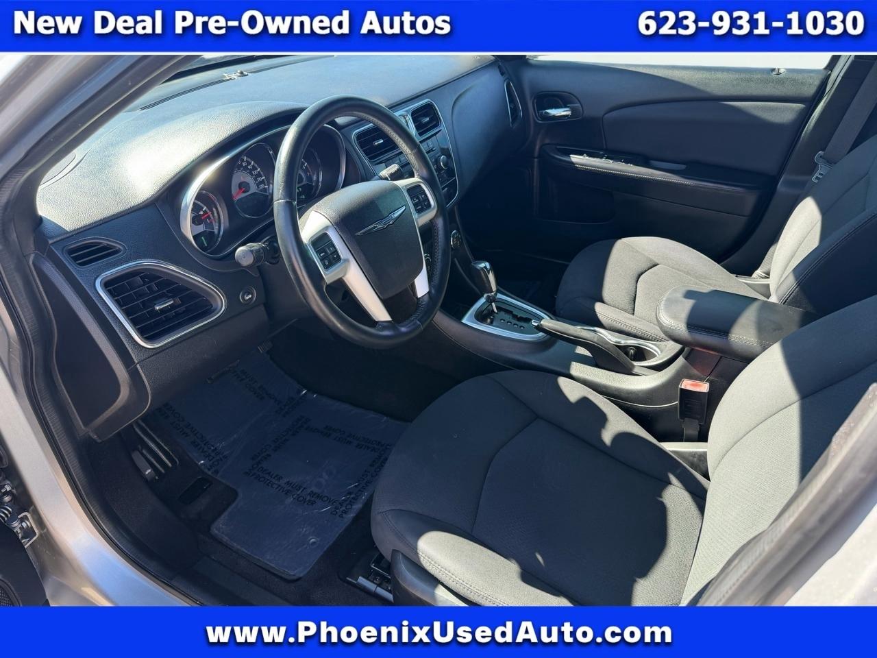 Chrysler 200 Touring 2013