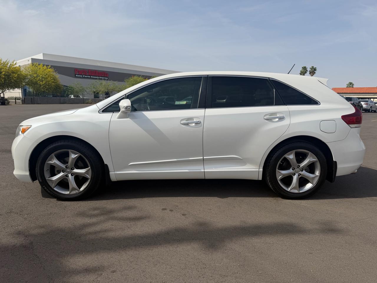 Toyota Venza XLE V6 FWD 2015