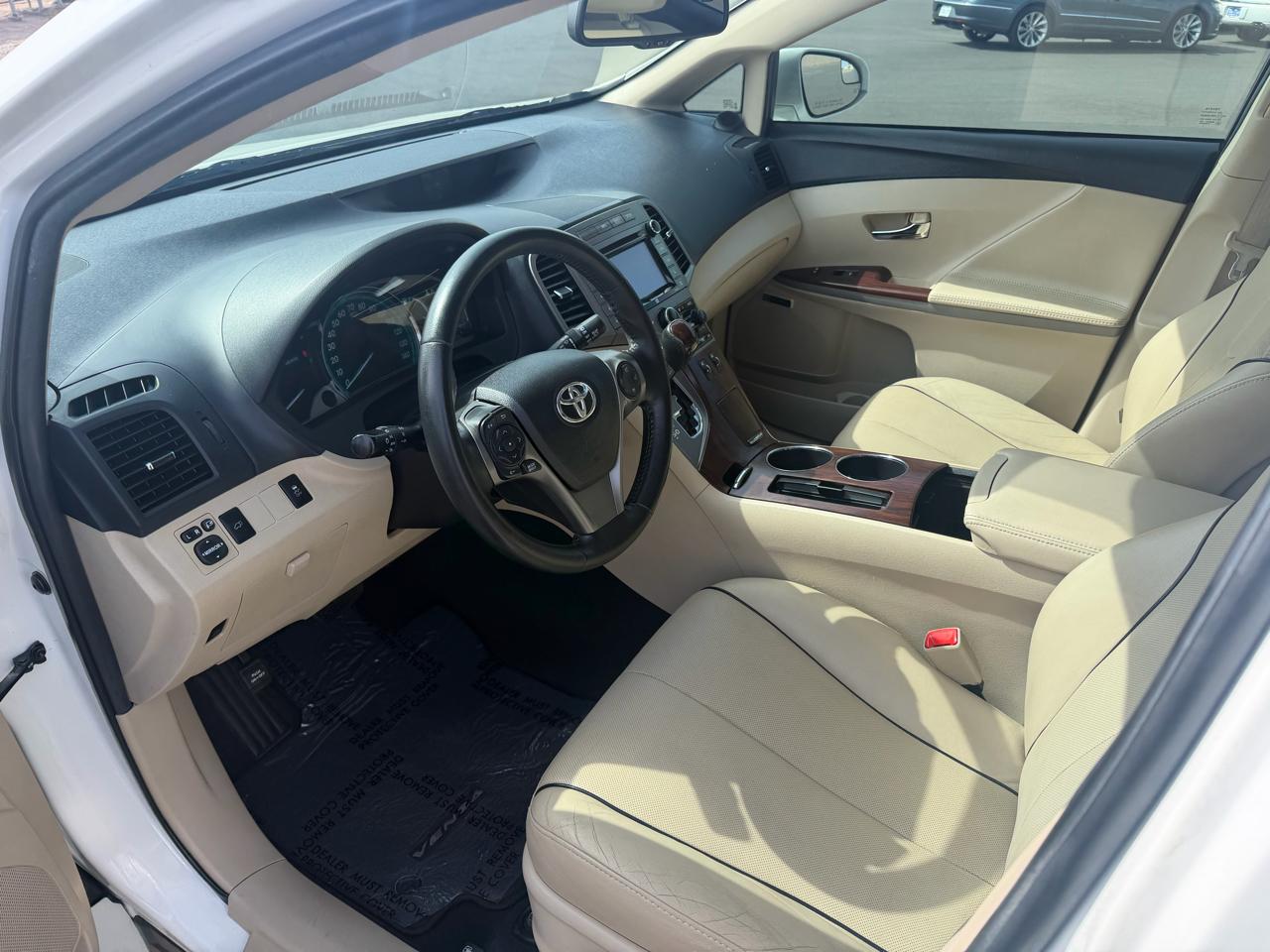 Toyota Venza XLE V6 FWD 2015