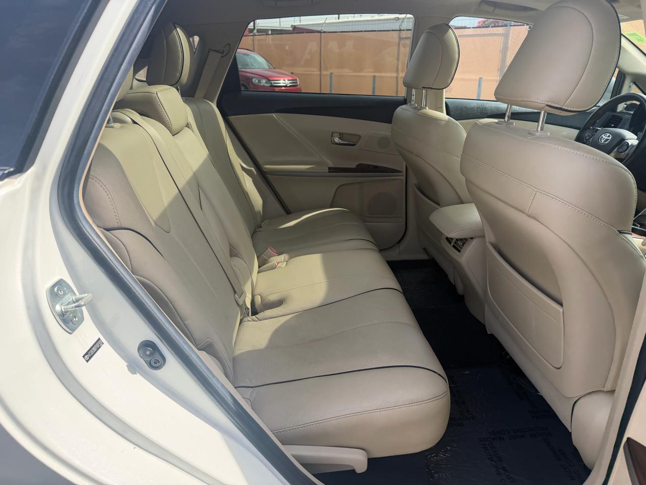 Toyota Venza XLE V6 FWD 2015