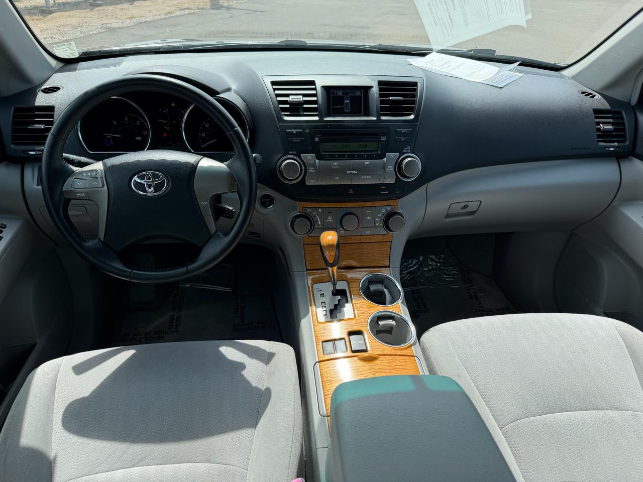 Toyota Highlander Hybrid 4WD 2010