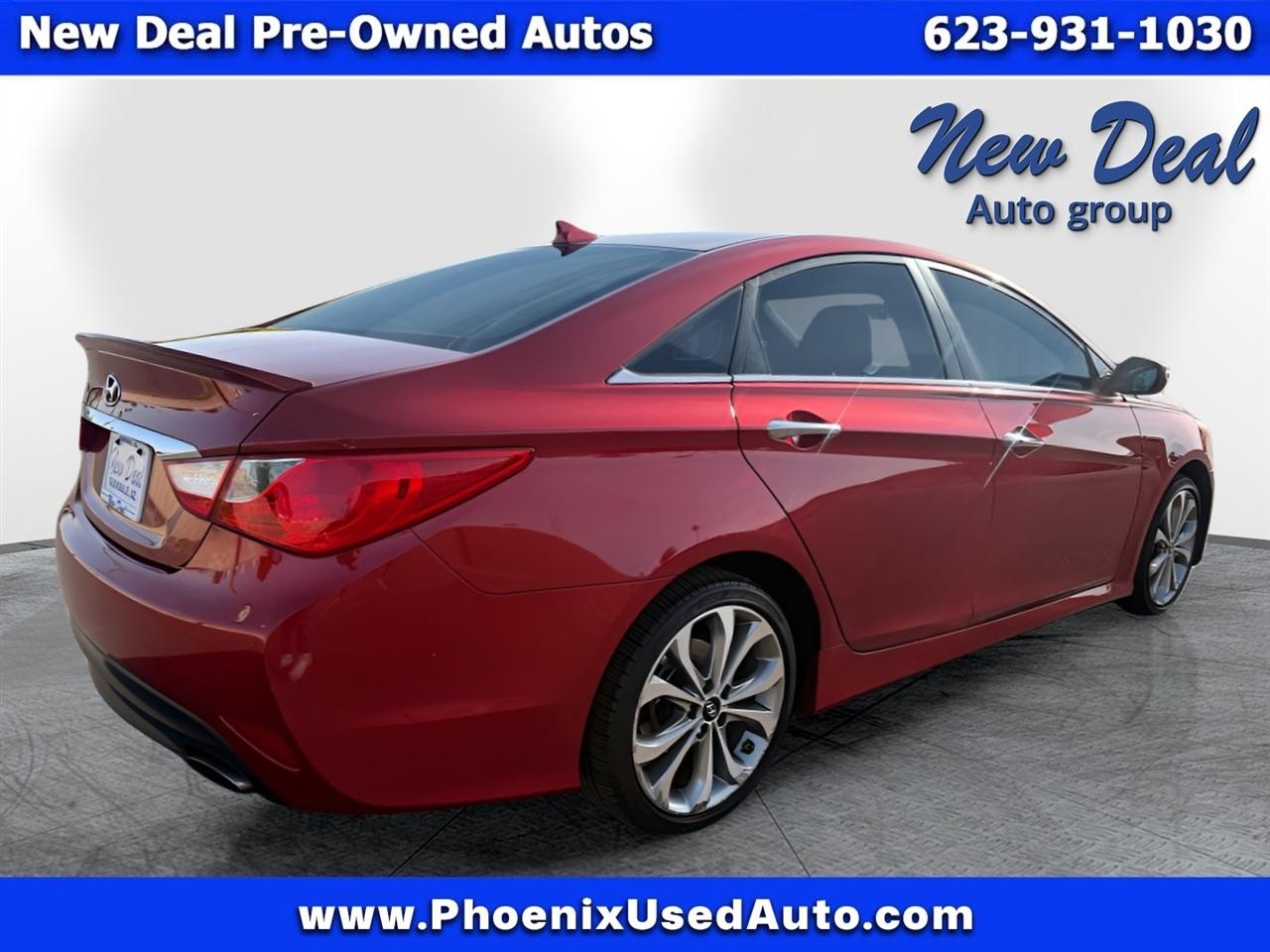 View vehicle photo 3