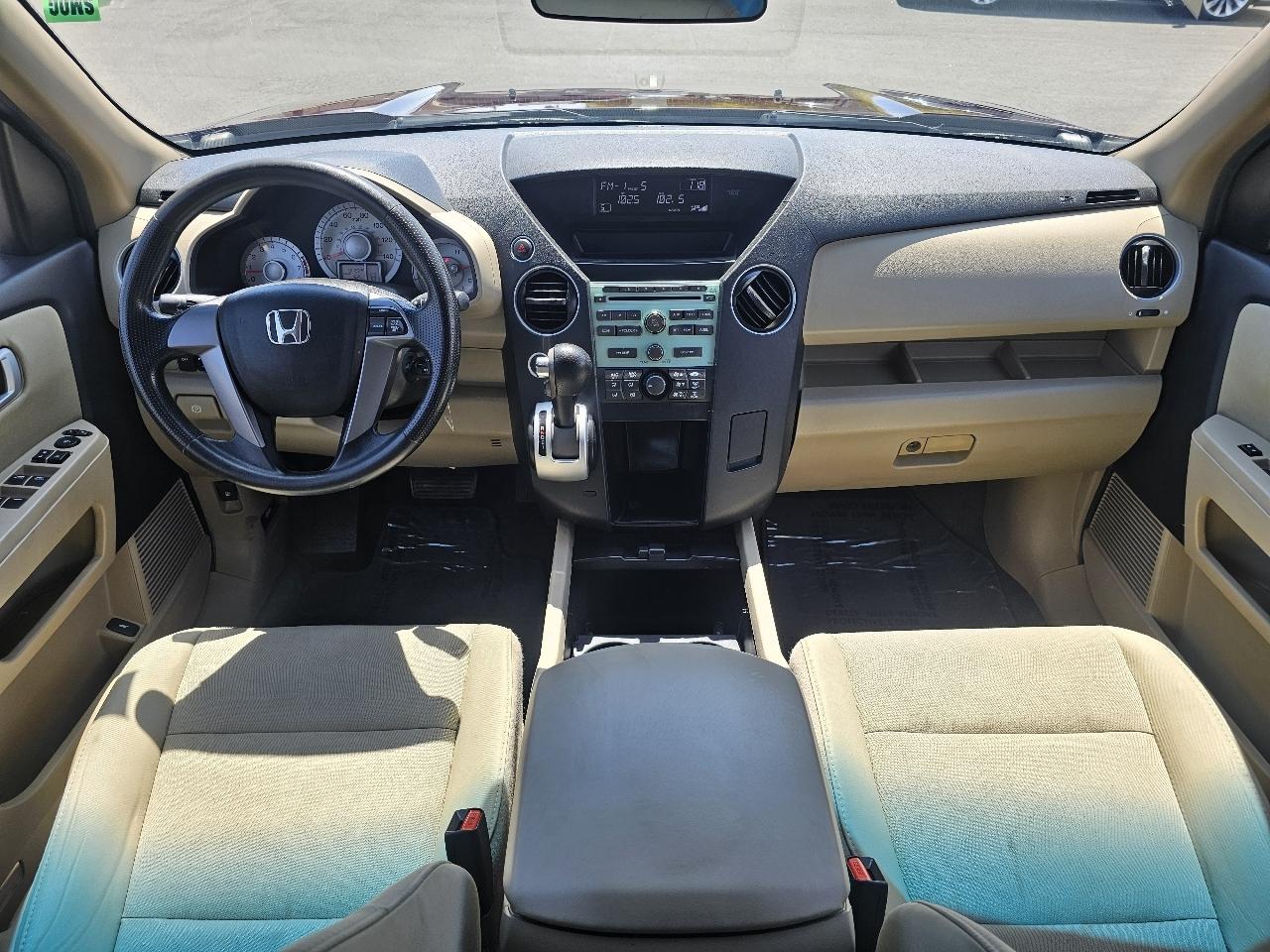 Honda Pilot LX 4WD 5-Spd AT 2011