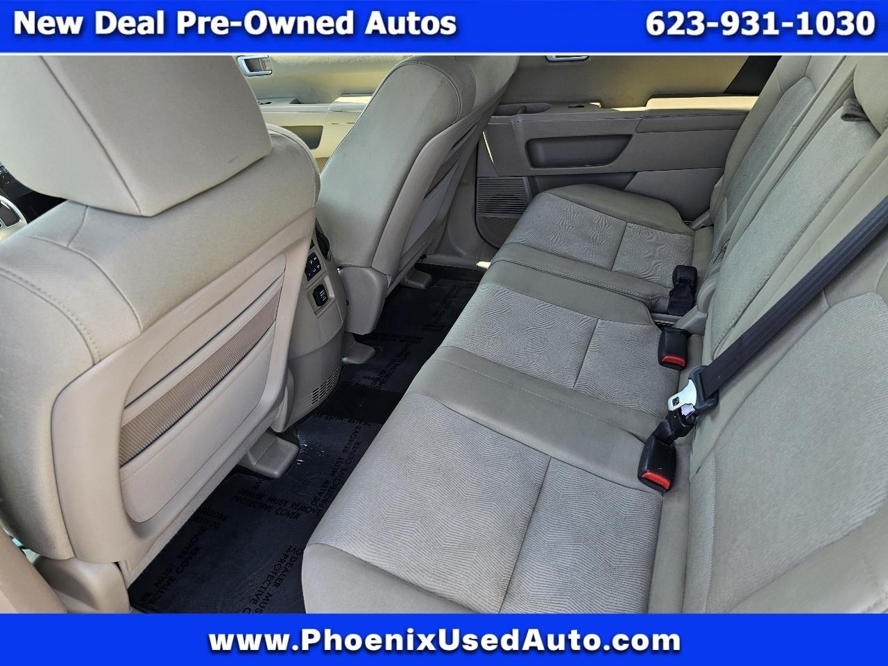 Honda Pilot LX 4WD 5-Spd AT 2011